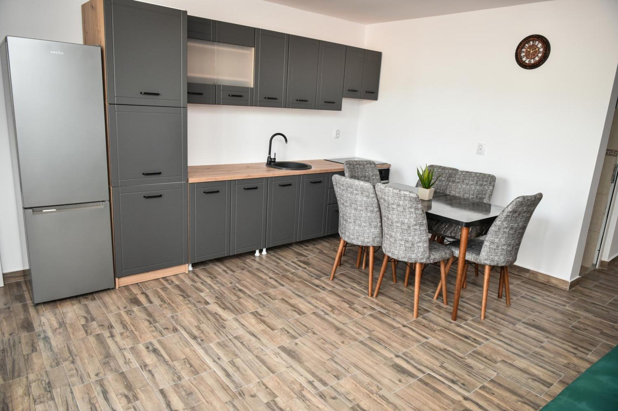 Apartament'S Moise Turda Eksteriør billede